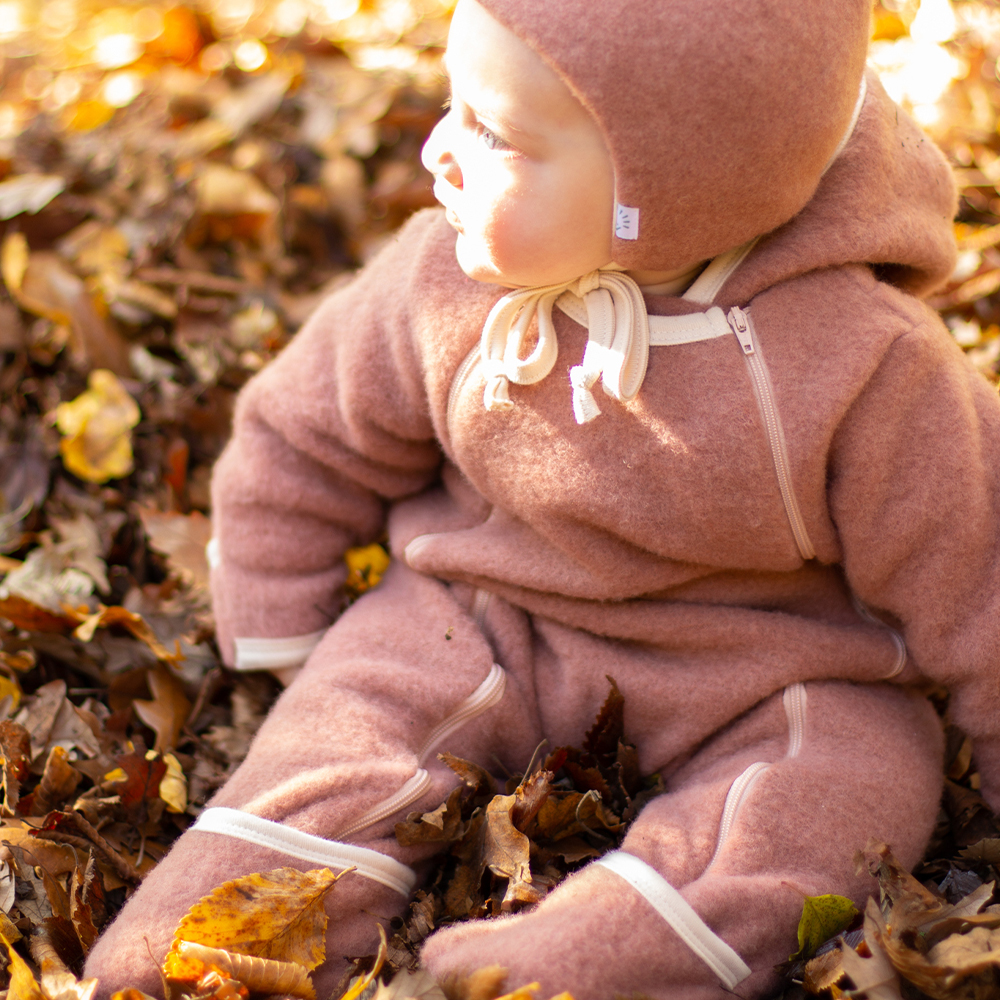 Extra warmth: Fold-over cuffs on the legs and hands