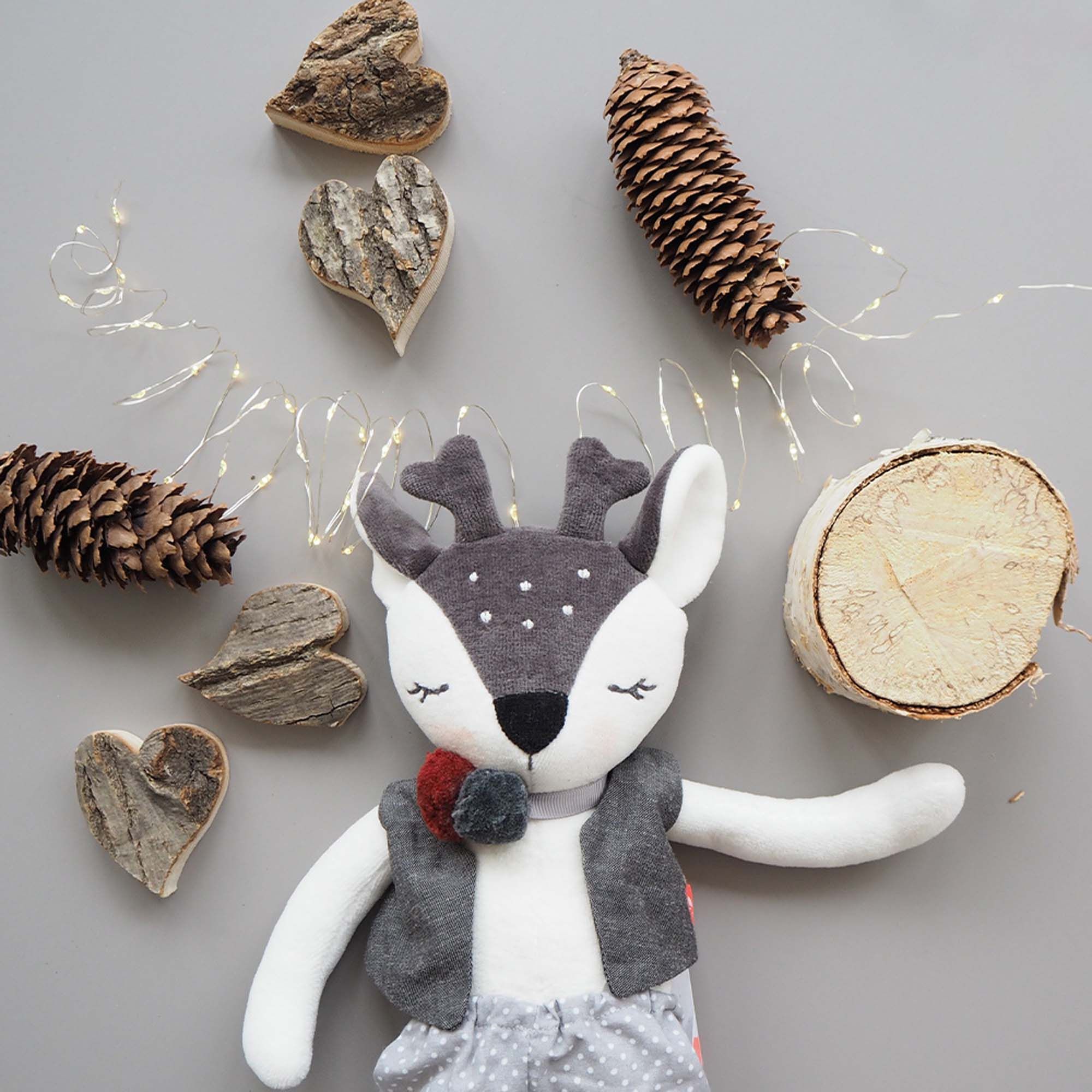 kikadu Puppe Rehkitz Junge