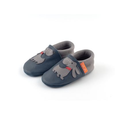 Lederschuhe grau, Hund