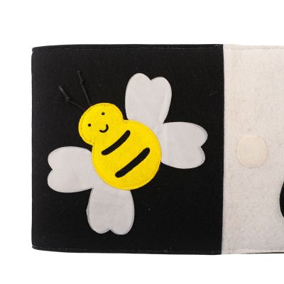 Soft Leporello Black and White with high contrast